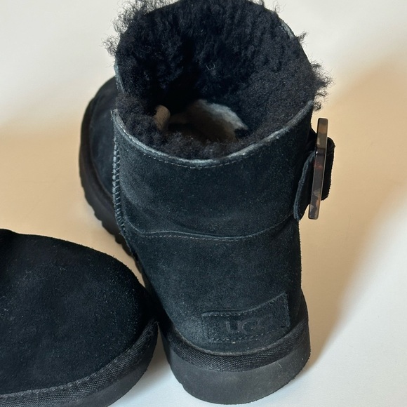 Authentic Ugg Classic Mini Bailey Side Buckle Boots - Picture 12 of 16
